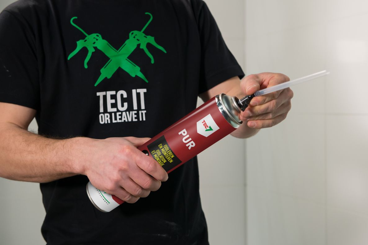 TEC7 PUR Isolerings- och monteringsskum 750ml