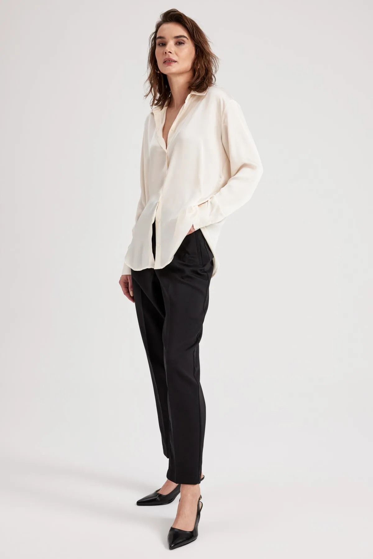 DeFacto  Slim-Fit-Hose mit hoher Taille W9757az23sm