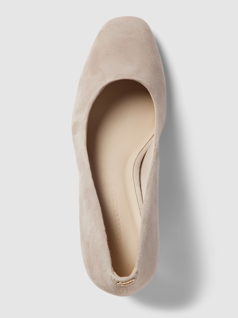 Pumps aus Veloursleder in beige