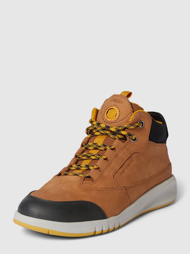 Sneaker mit Label-Prägung Modell 'AERANTER' in camel