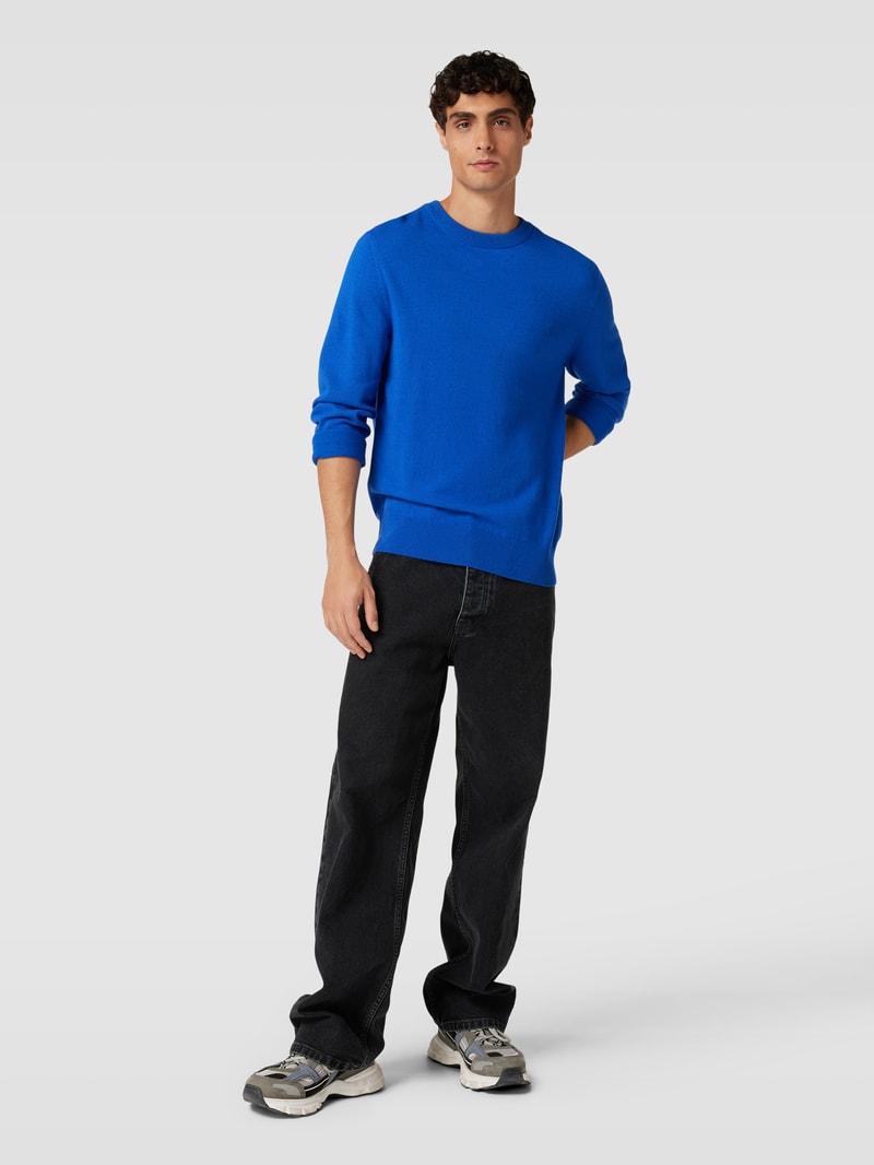 Strickpullover mit gerippten Abschlüssen in royalblau