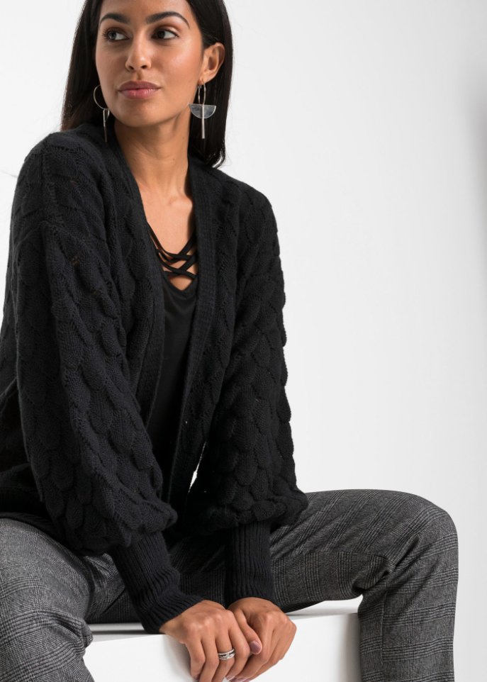 Ajour-Strickjacke