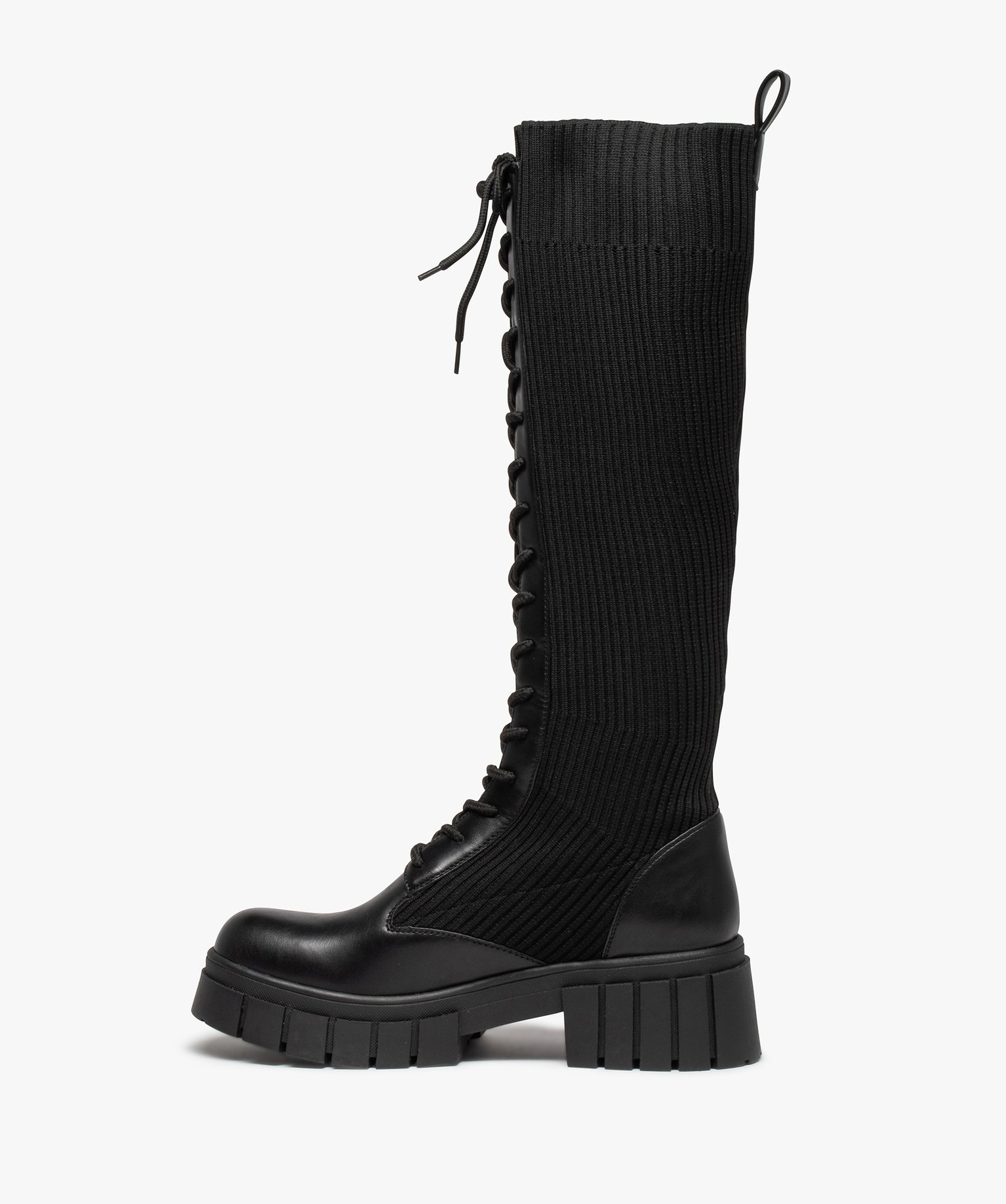 Bottes femme à semelle crantée et tige en maille noir | GEMO