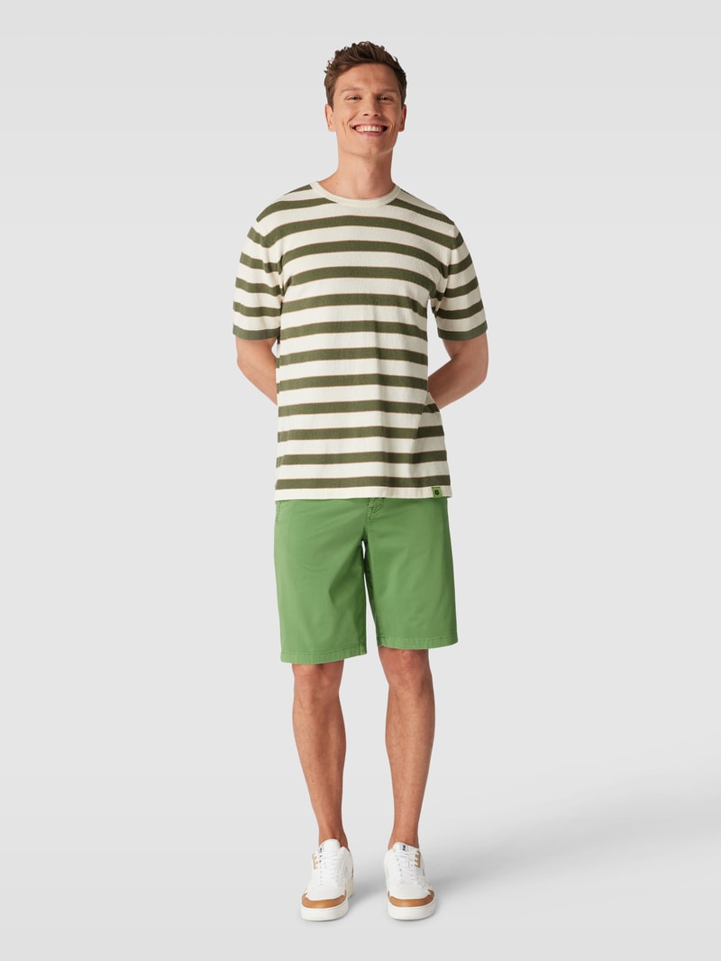 Bermudas mit Eingrifftaschen in grün