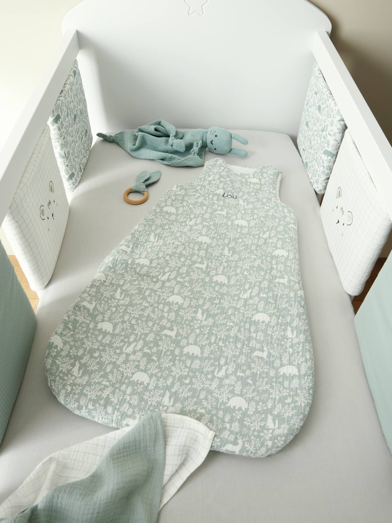 Vertbaudet Ärmelloser Baby Schlafsack WALDSPAZIERGANG Oeko-Tex personalisierbar - grün