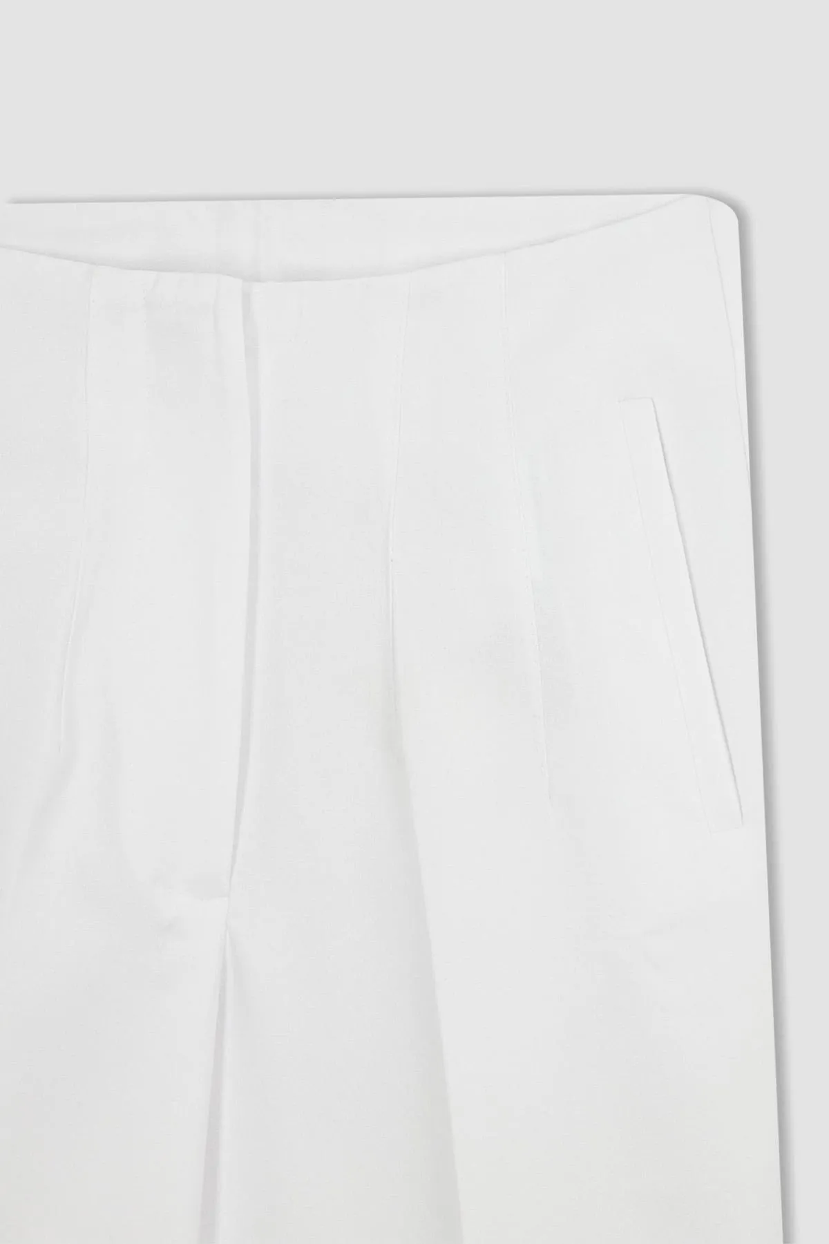 DeFacto  Slim-Fit-Hose mit hoher Taille W9757az23sm