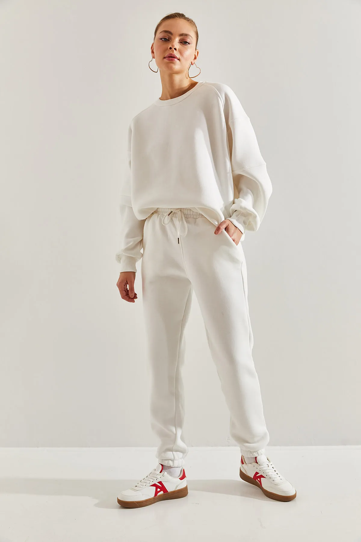 Bianco Lucci  Set aus Oberteil und Unterteil mit drei Fäden und Raglanärmeln für Damen