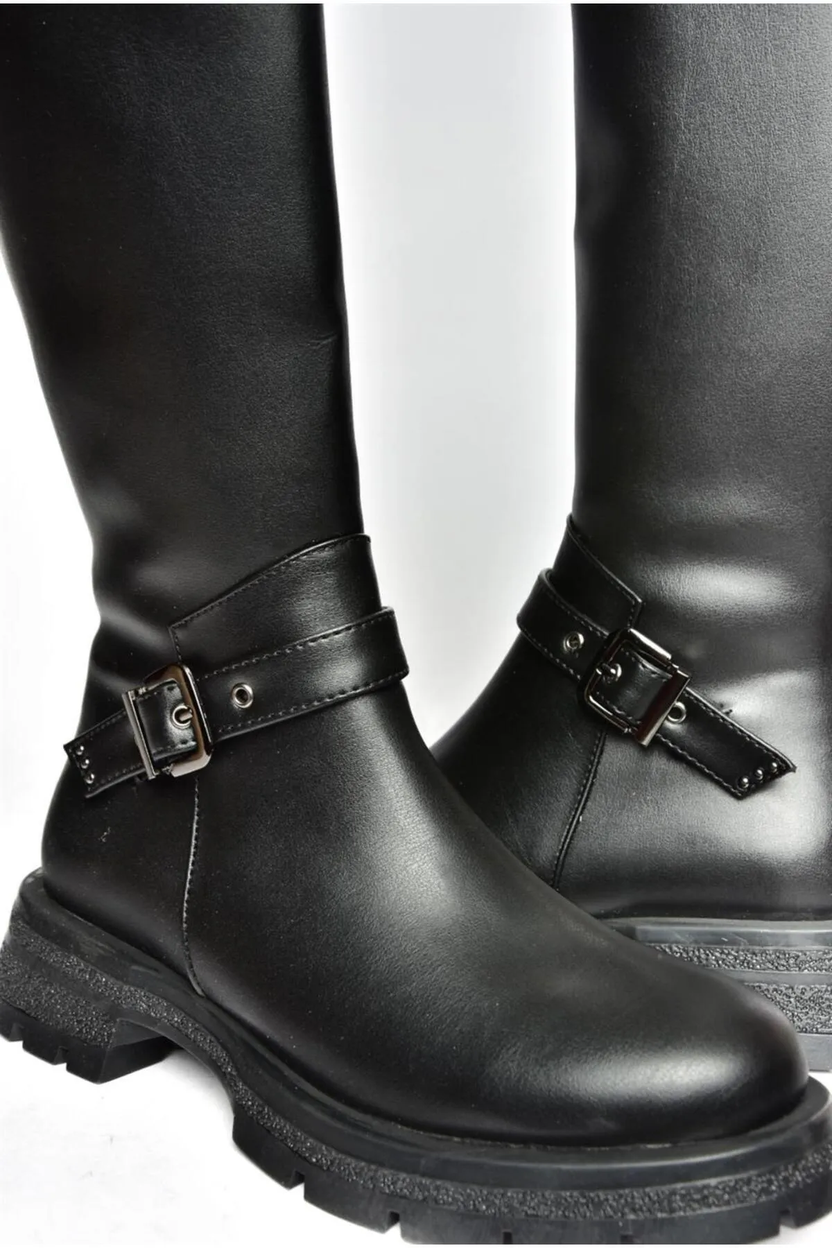 Fox Shoes  R518096809 Schwarze Damenstiefel mit Reißverschluss und niedrigem Absatz