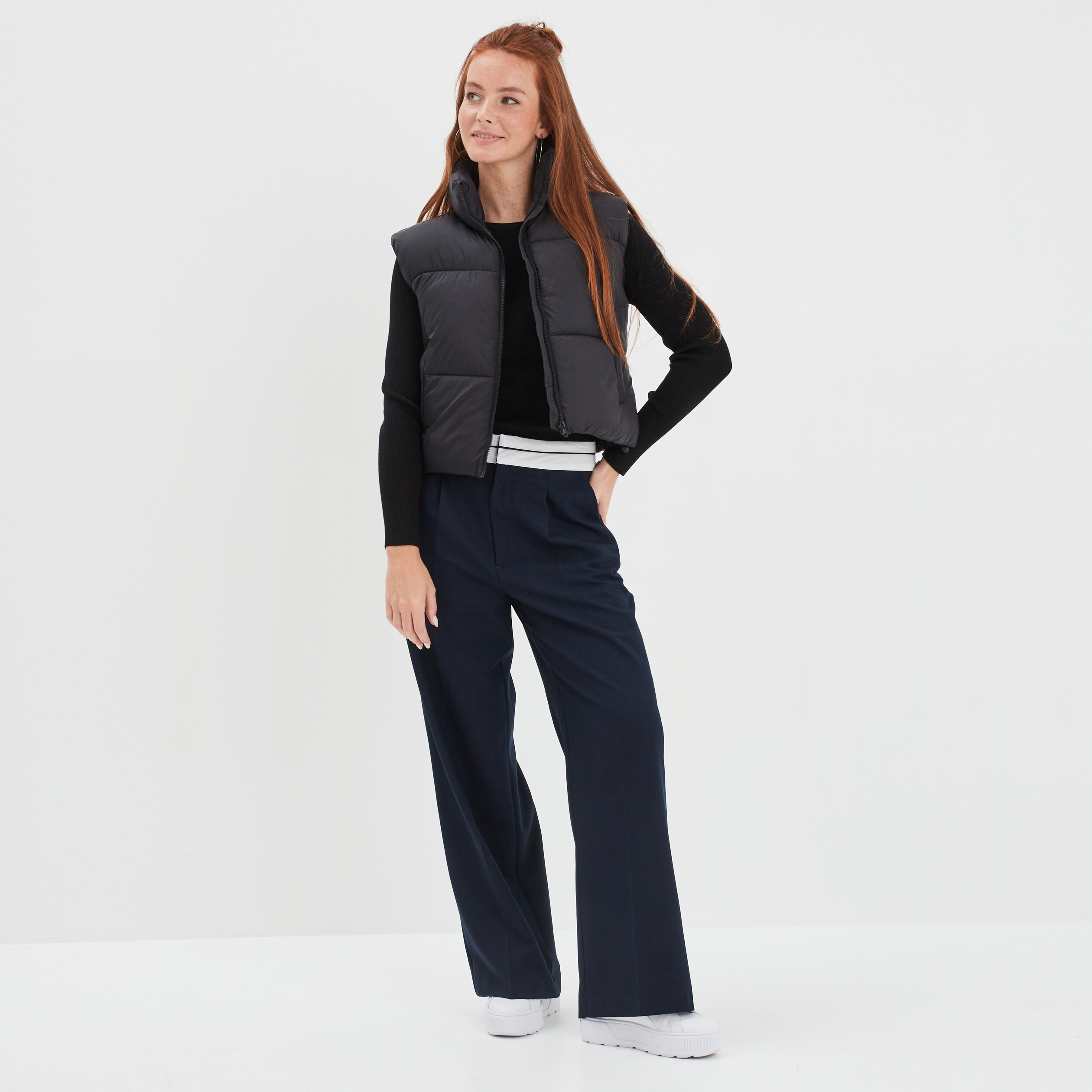 Pull esprit corset court Liberto noir femme | La Halle