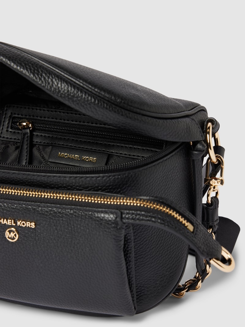 Crossbody Bag mit Label-Applikation Modell 'SLATER' in schwarz