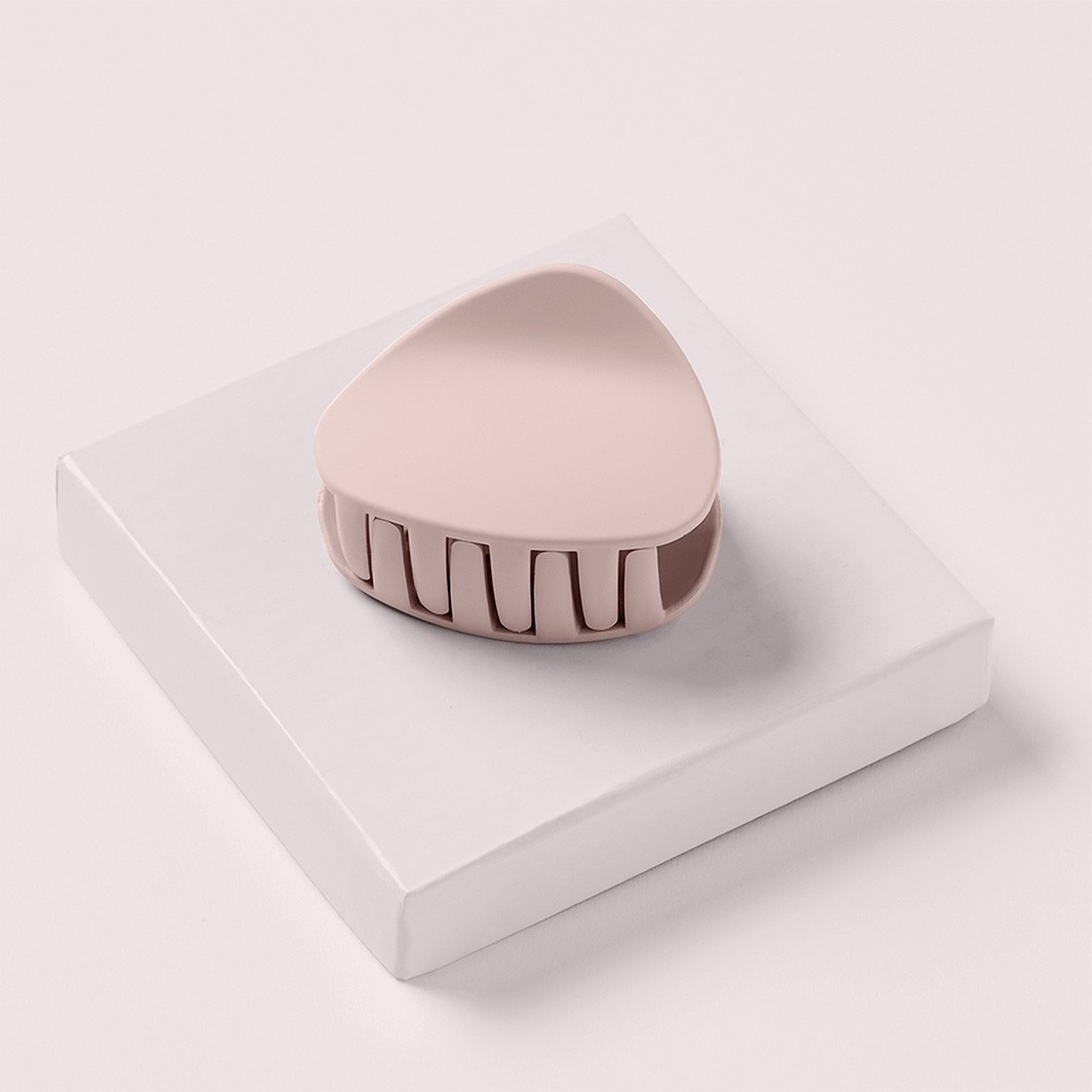 Shell Claw Clip