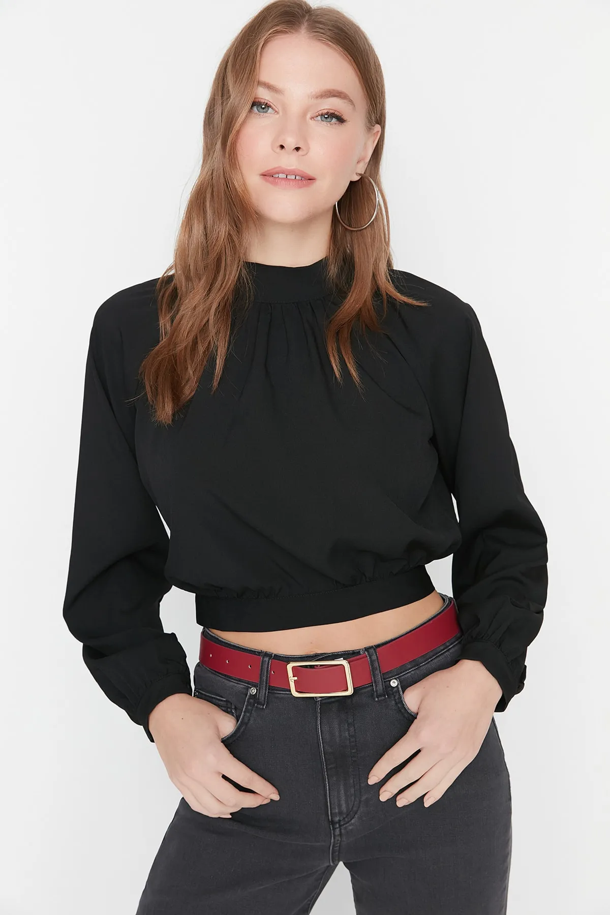 Trendyol Collection  2er-Pack schwarz-burgunderfarbene Damengürtel in Lederoptik TWOAW22KE0025