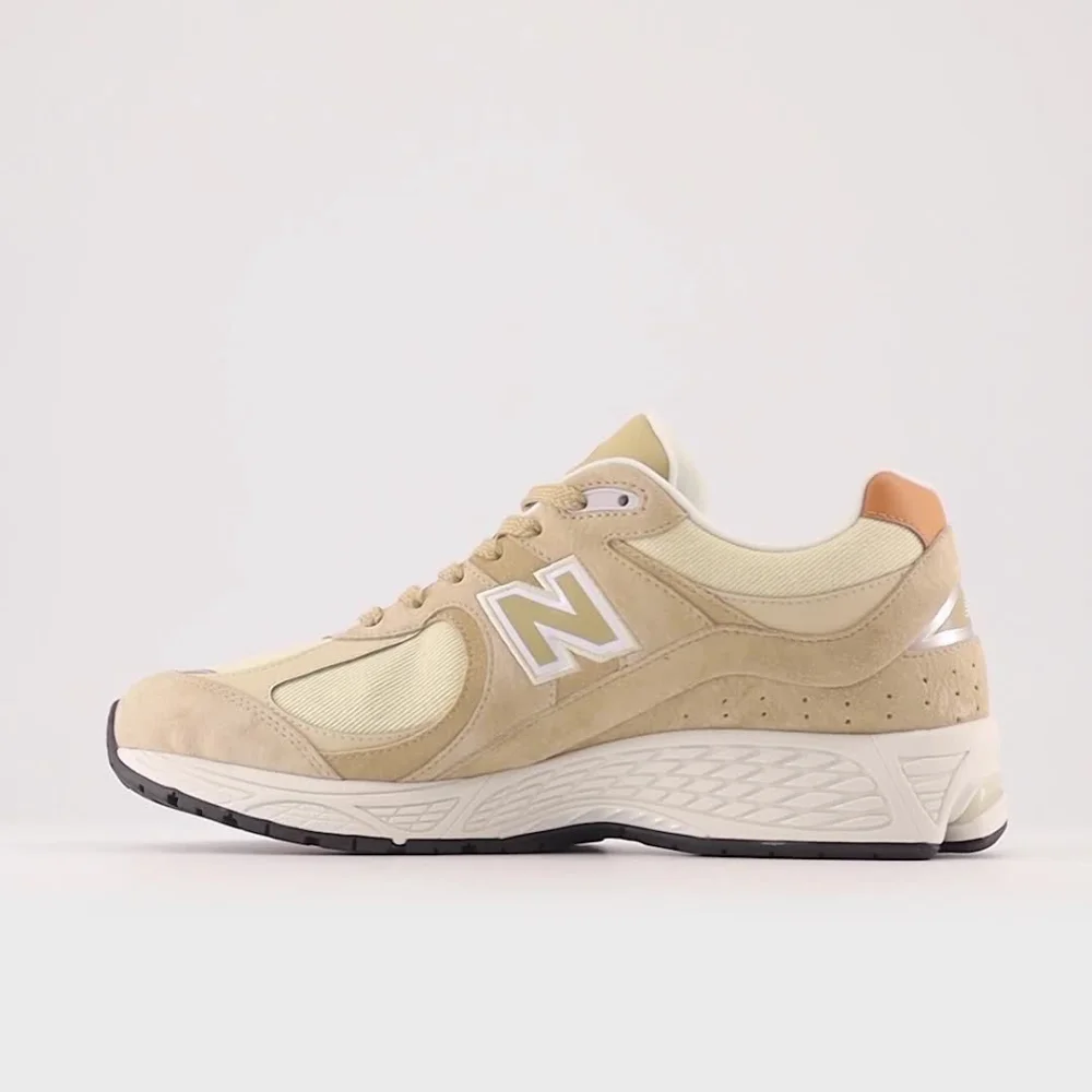 New Balance 2002R M2002REF / braun