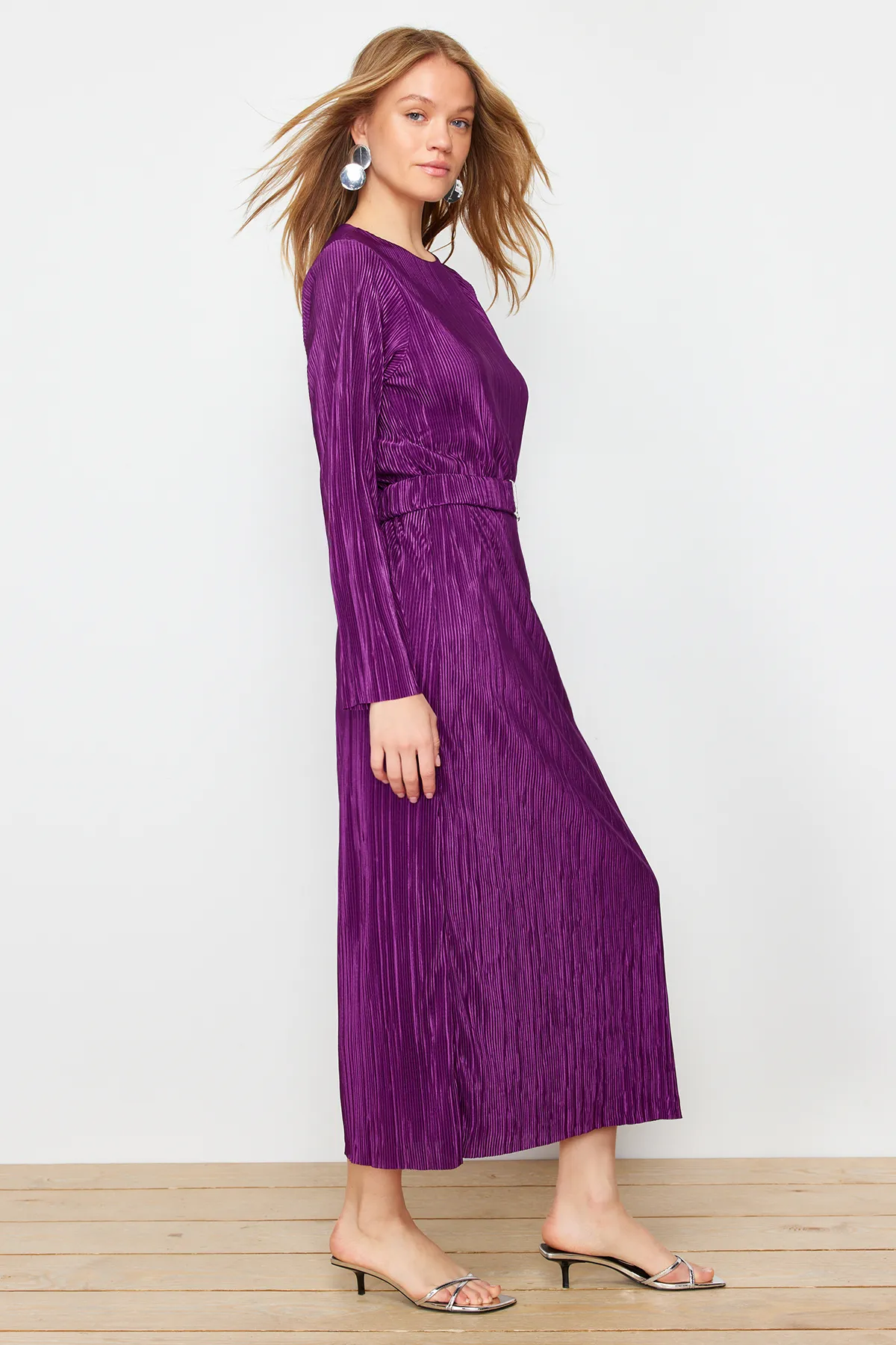 Trendyol Modest  Lila Strickkleid mit Faltengürtel TCTSS24EB00154