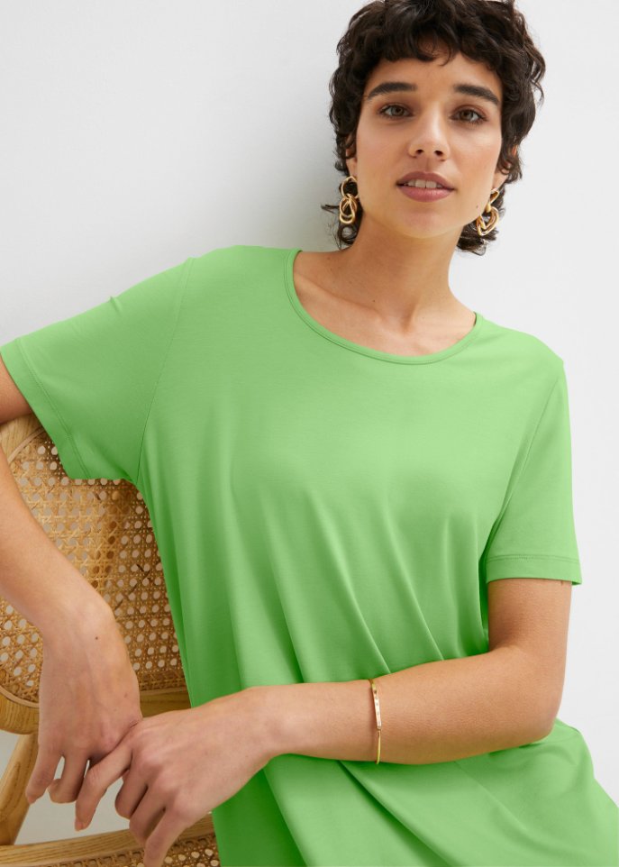 Bequem geschnittenes Shirt-Kleid mit Schlitz in Midi-Länge