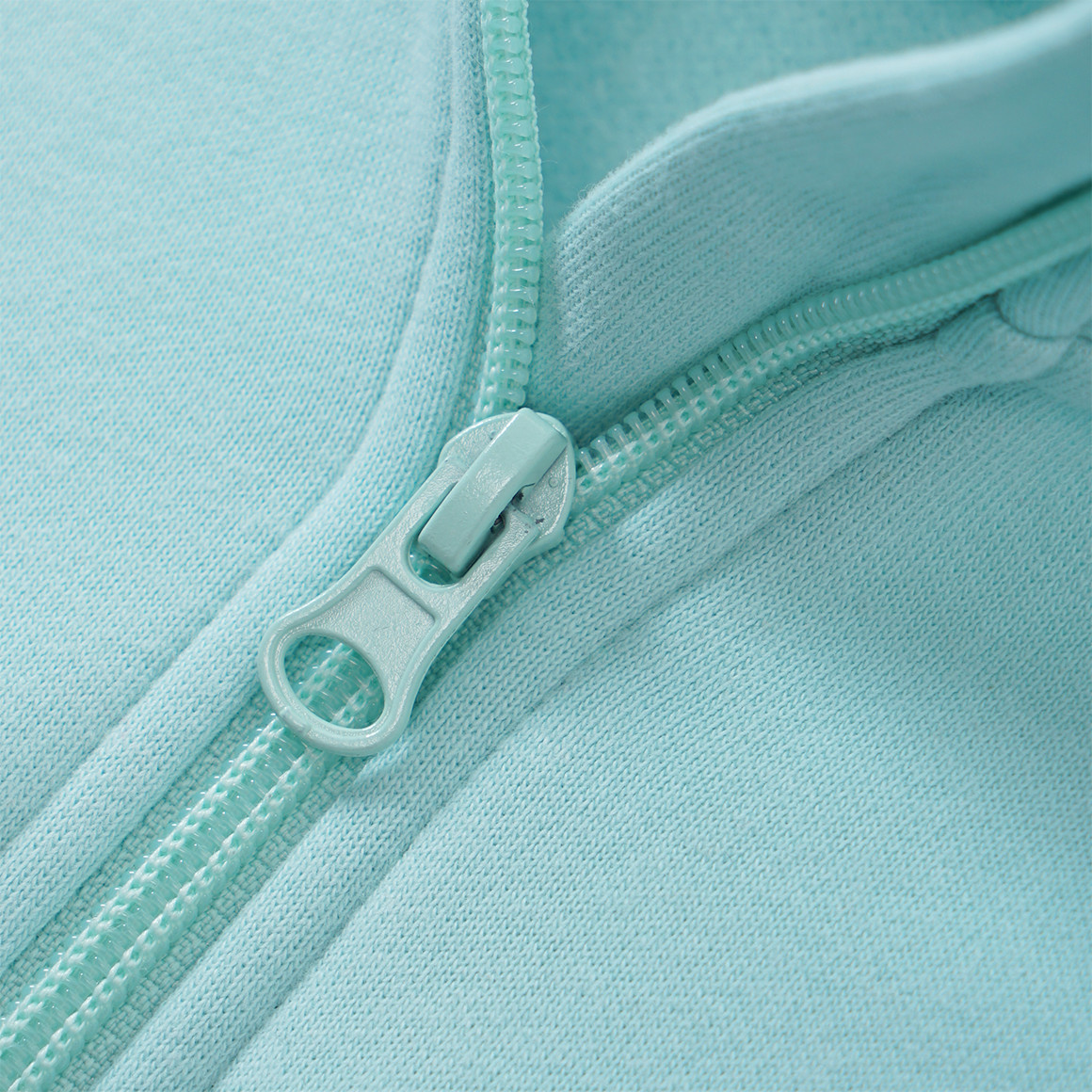 Jungen Sweatshirt mit Stehkragen