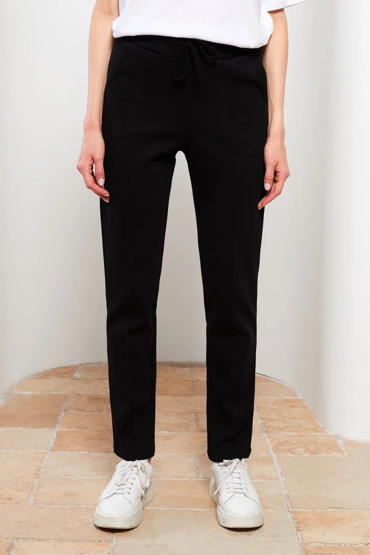 LC Waikiki  Jogginghose - Schwarz - Relaxed
