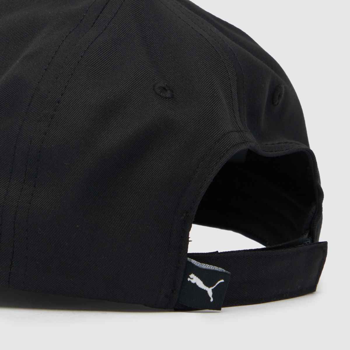 PUMA svart metallkeps med kattmotiv