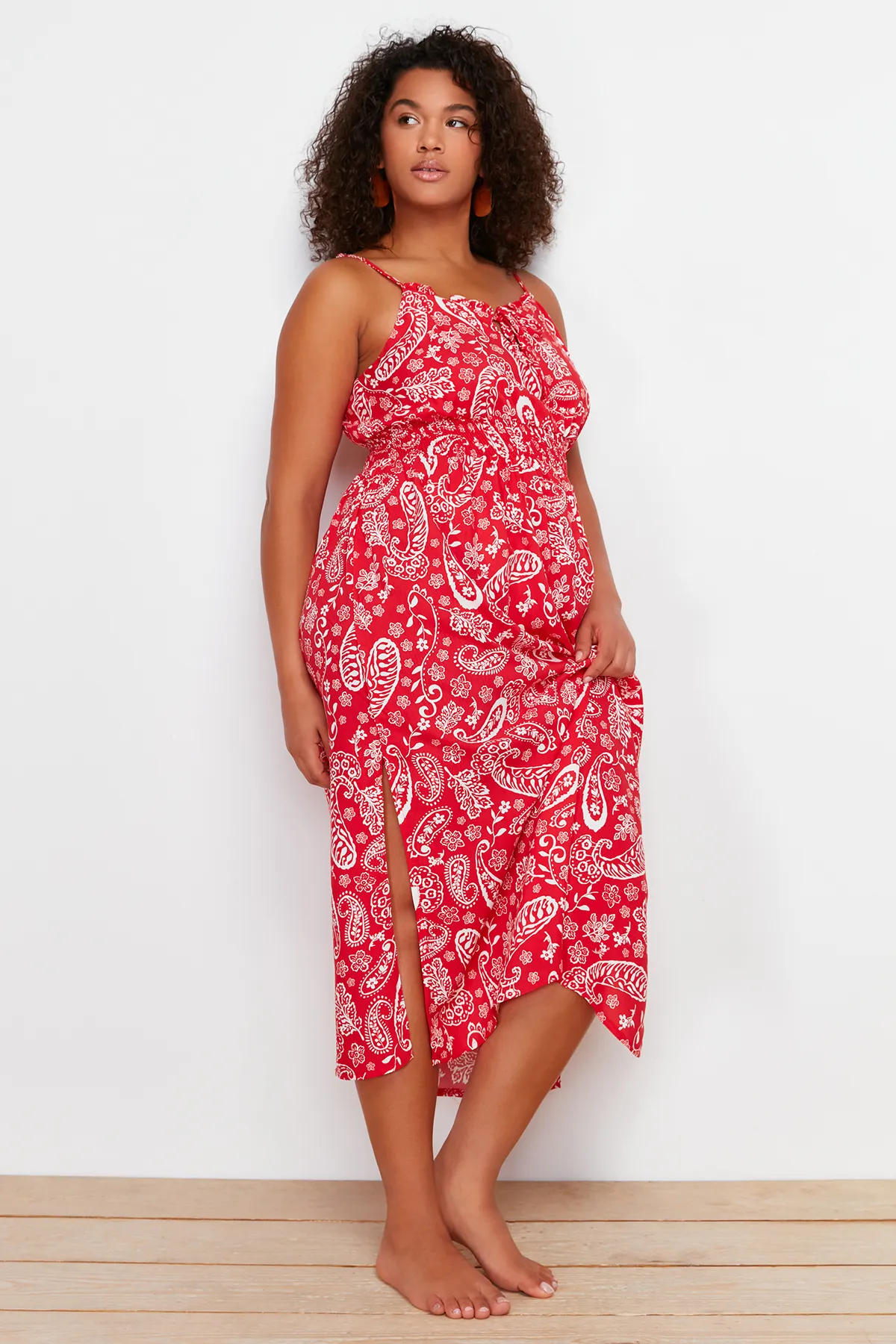 Trendyol Curve  Mehrfarbig gemustertes gewebtes Strandkleid TBBSS24AH00072