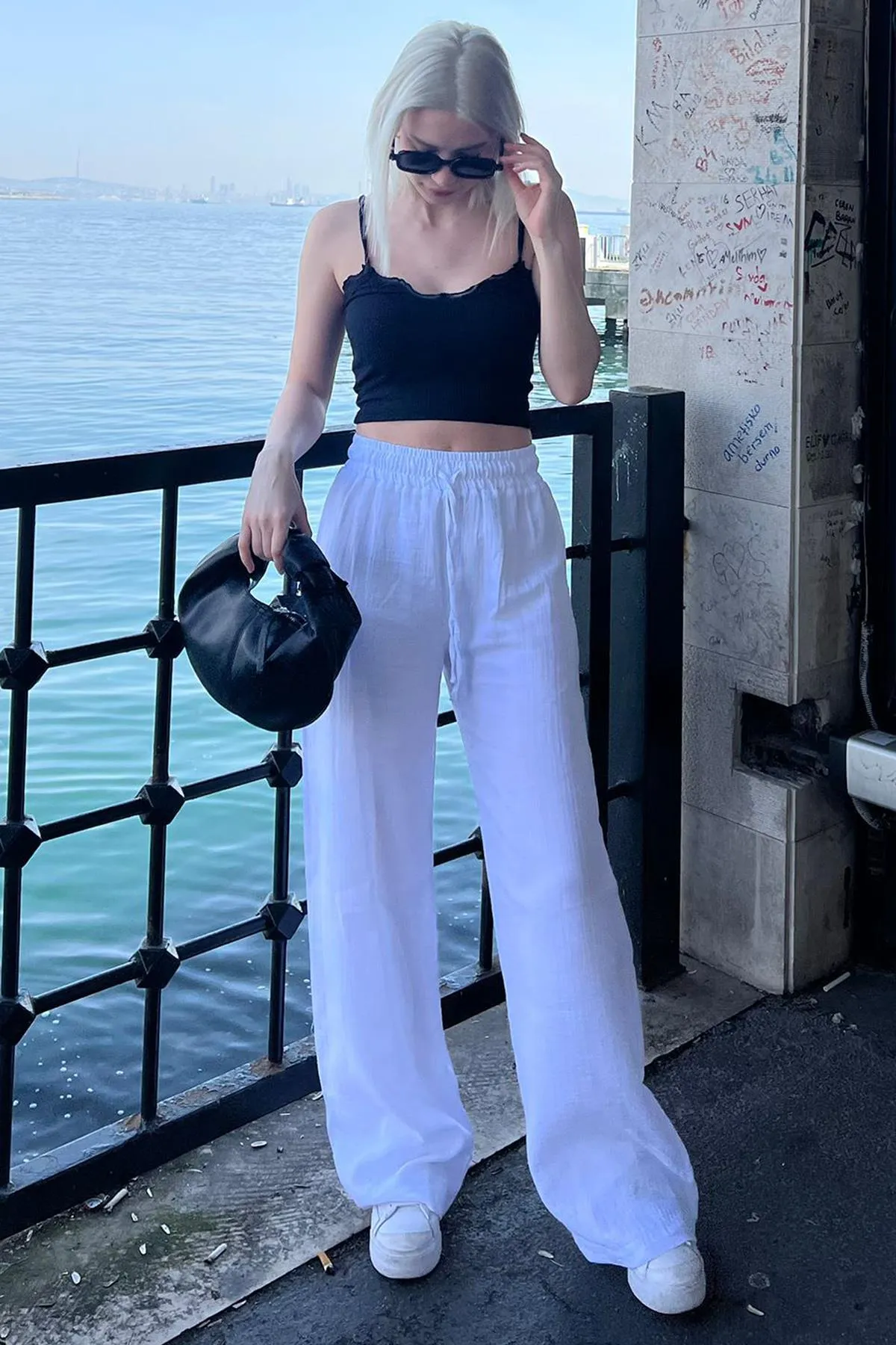 Madmext  Weiße Musselin-Damenhose mit weitem Bein MG1980