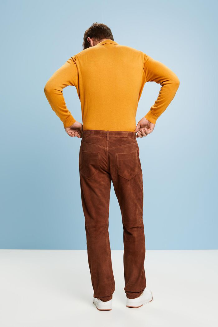 Gerade geschnittene Hose aus Rauleder