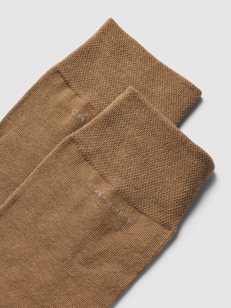 Socken mit Label-Print in camel