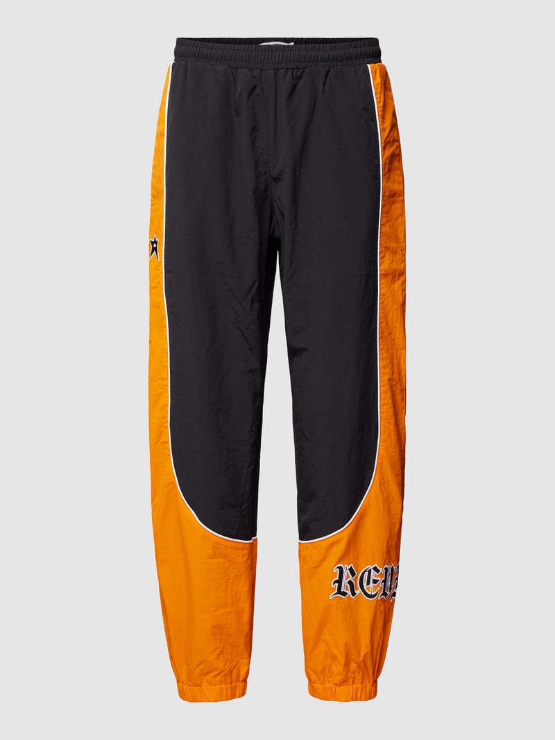 Jogpants im Colour-Blocking-Design in schwarz