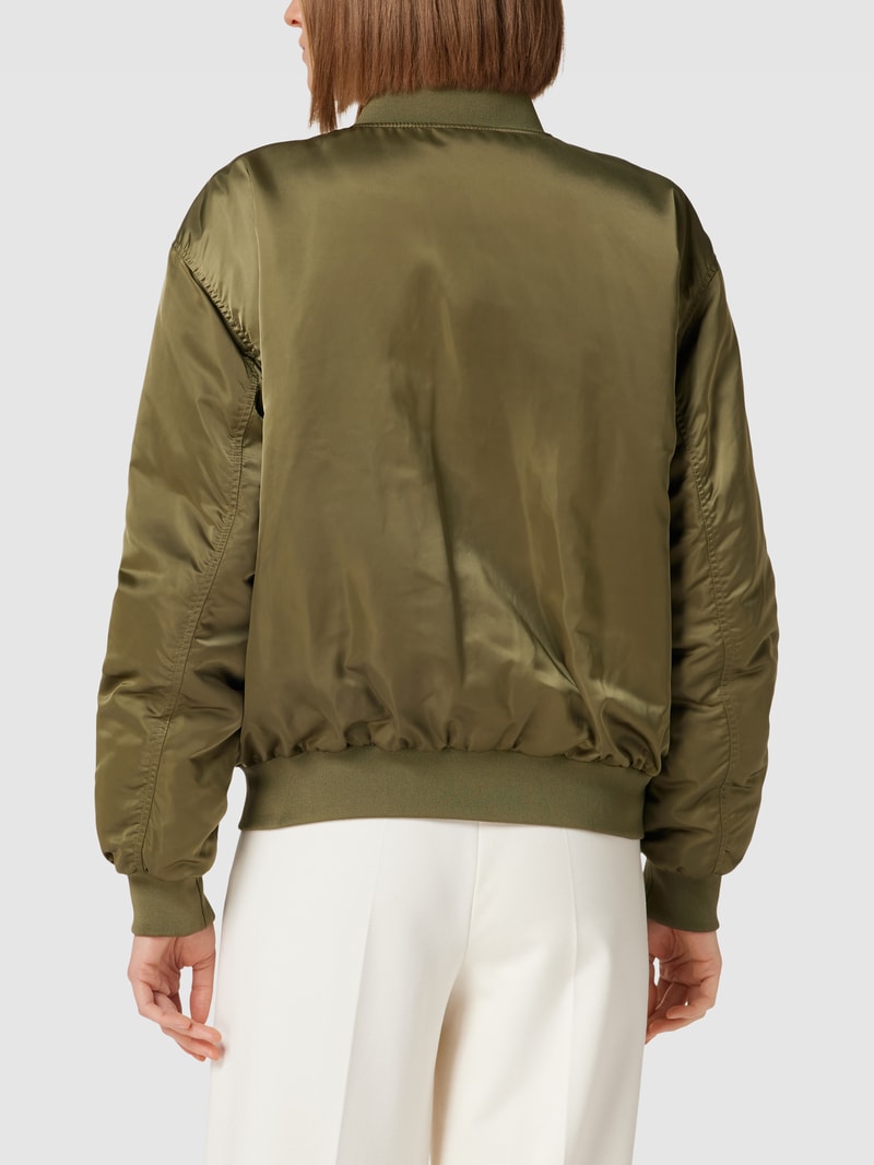 Blouson mit seitlichen Eingrifftaschen in khaki