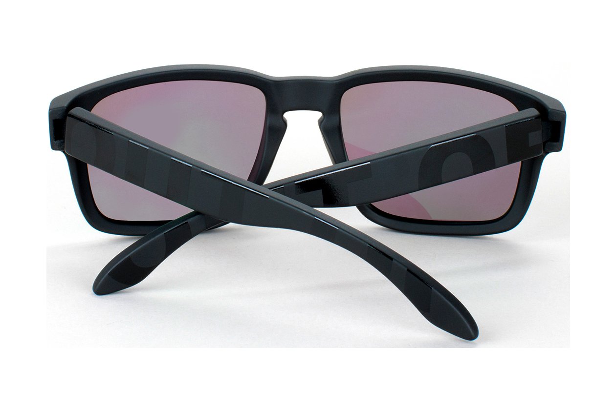 OUTOF Swordfish Black glossy/matt / The One Quarzo