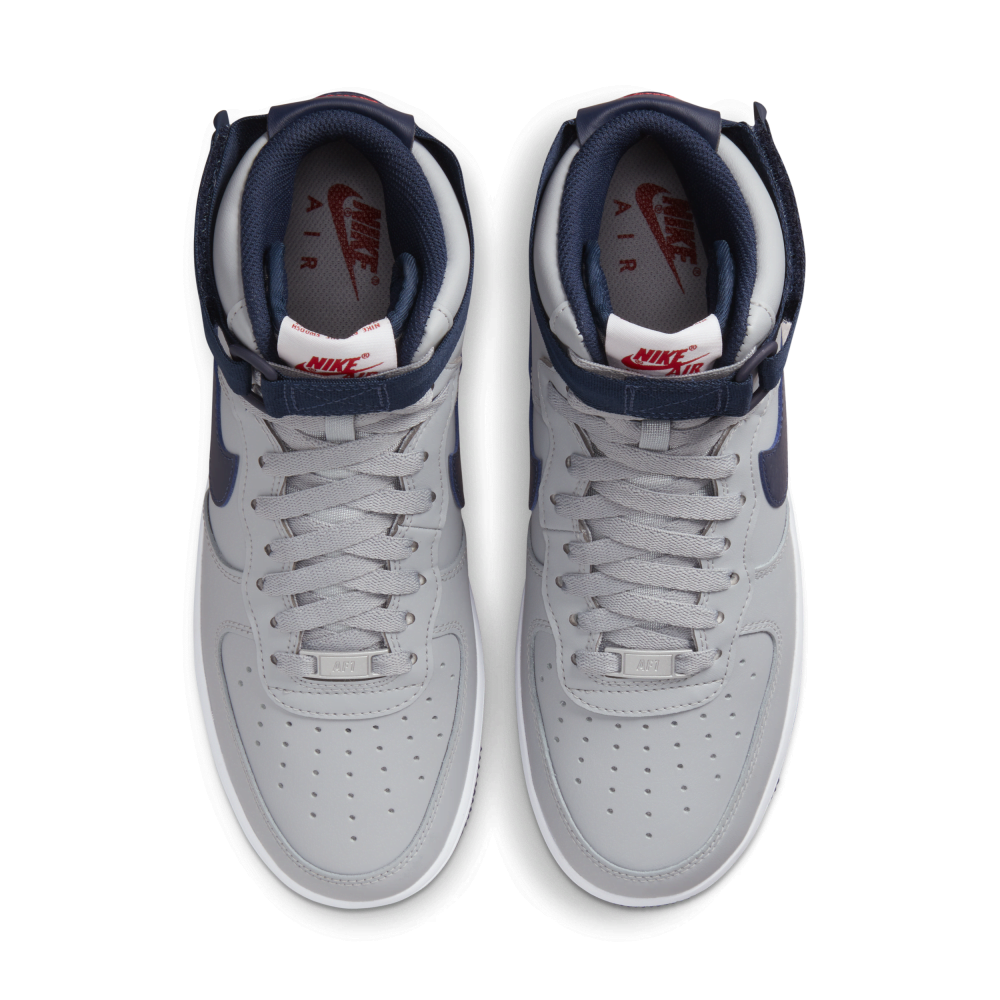 Nike Wmns Air Force 1 High QS Hi DZ7338-001 / grau