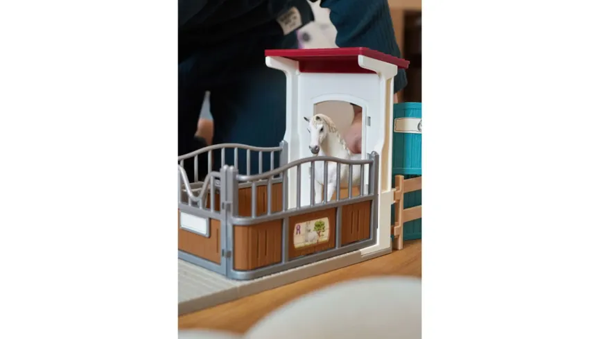 Schleich 42569 - Horse Club - Pferdebox