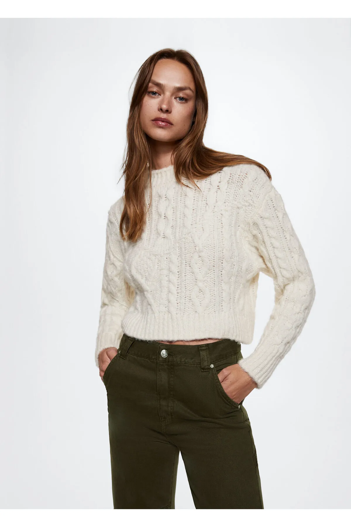 MANGO  Khakifarbene Damenjeans 37075835