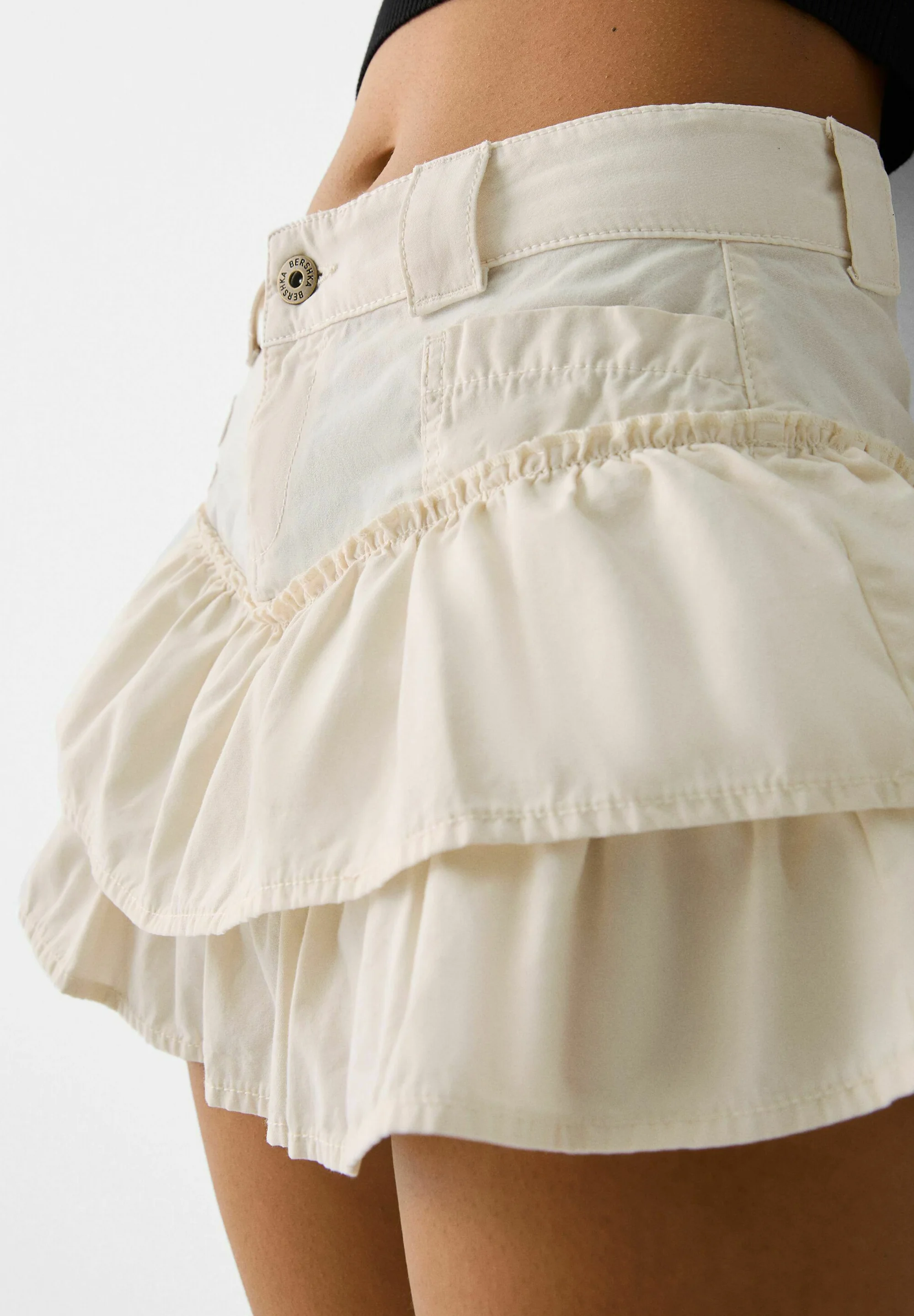Bershka RUFFLES - Falda campana