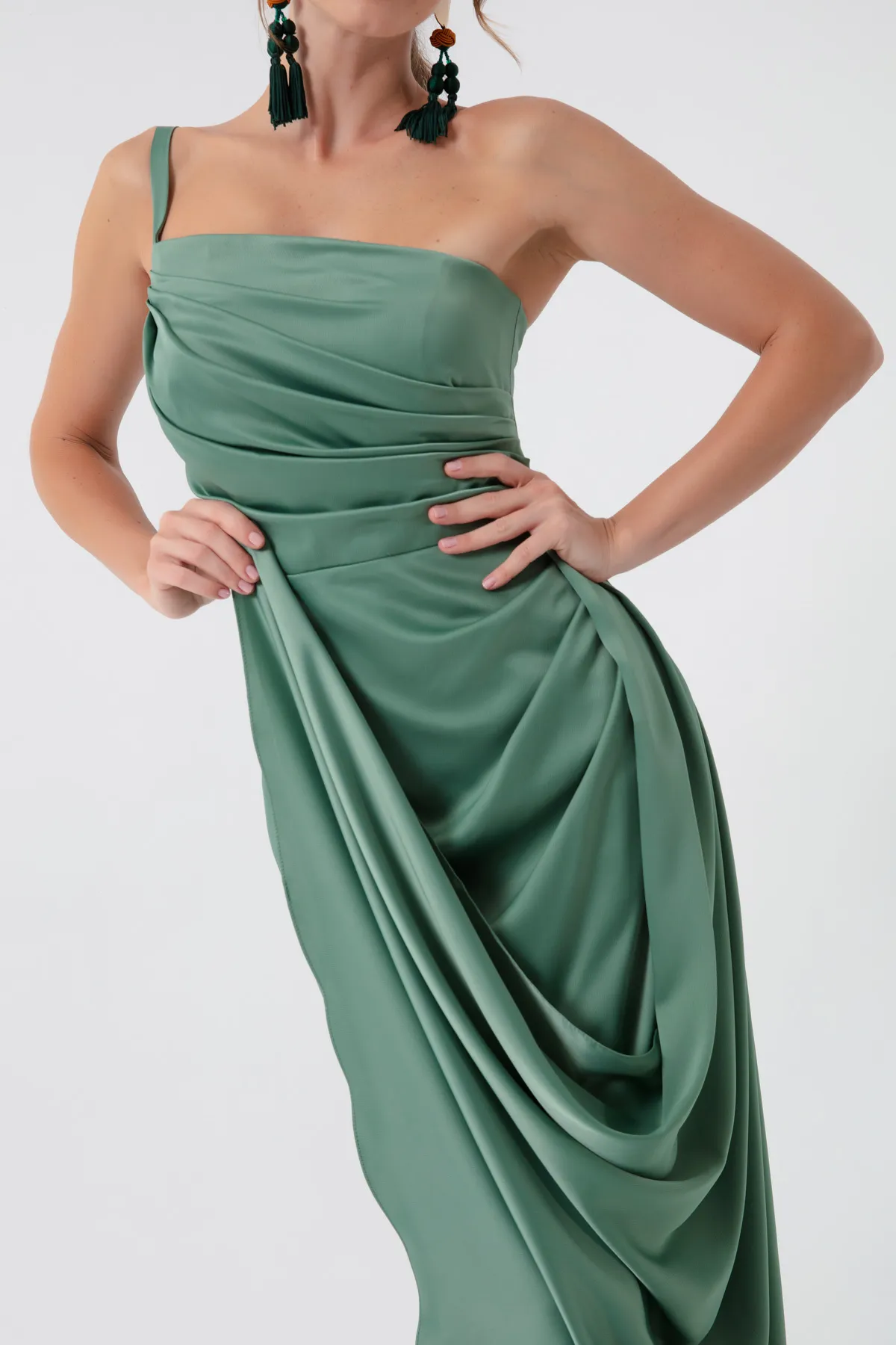 Lafaba  Mintgrünes One-Shoulder-Abend- und Abschlusskleid aus Satin für Damen