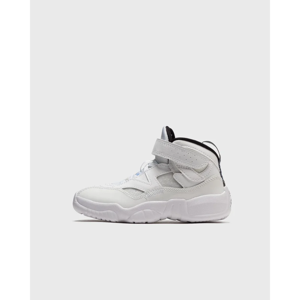 NIKE JORDAN Jumpman Trey Two DQ8432-104 / weiss