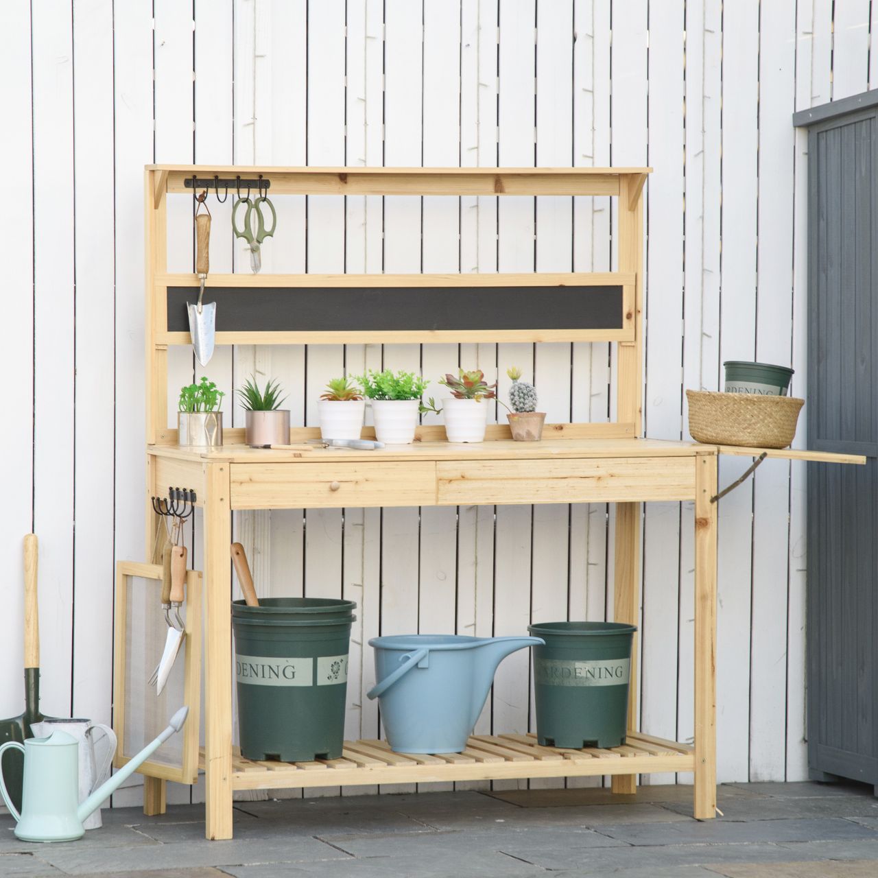 Outsunny Pflanztisch Gärtnertisch mit 8 Haken Schublade Natur 151x45,5x143 cm