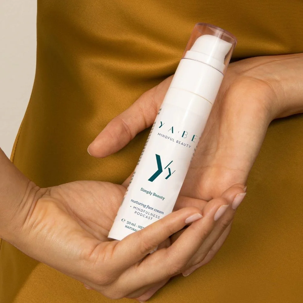 Face YY – Simply Beauty Pflegende Gesichtscreme – 24-Stunden-Pflegebehandlung