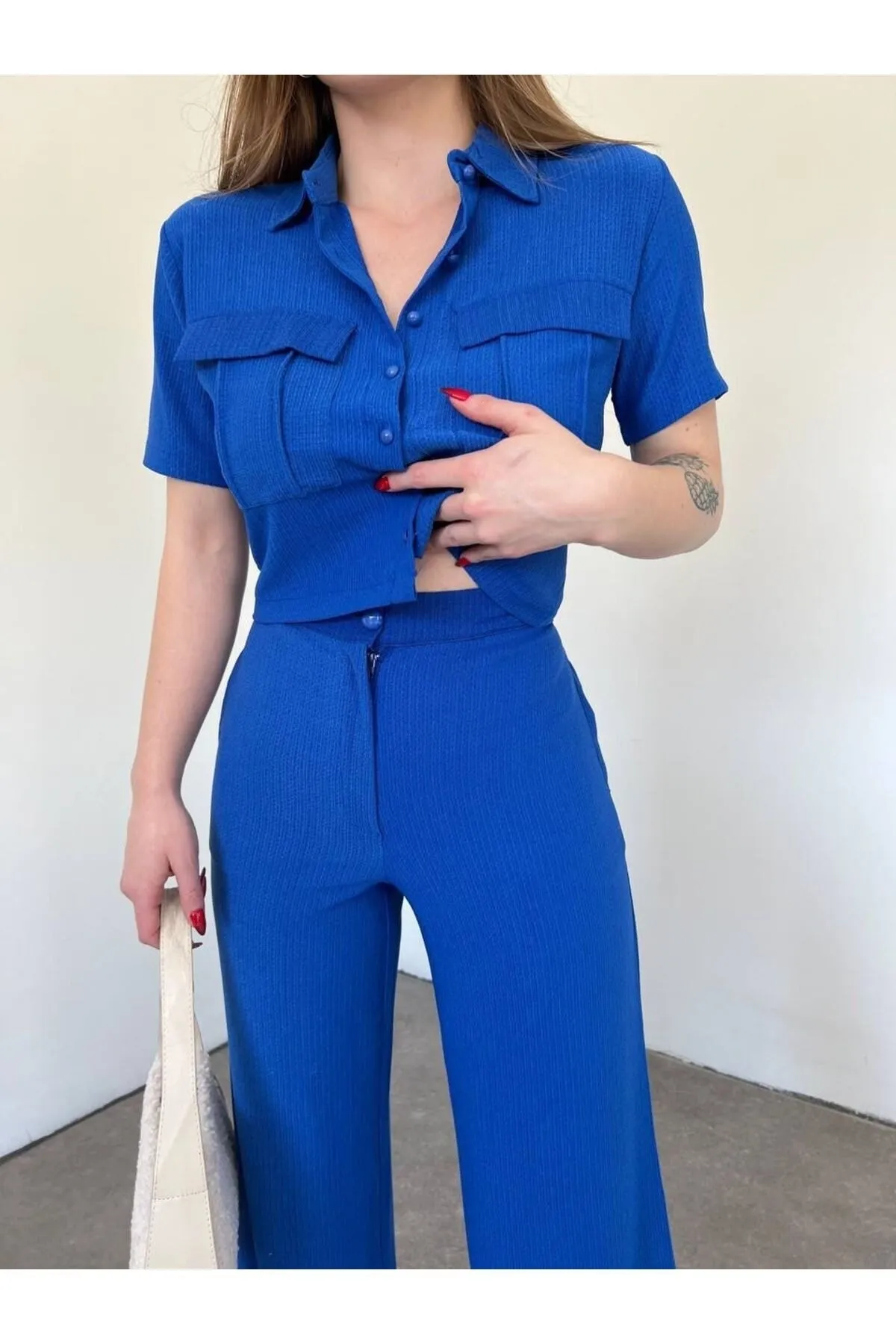 VOLT CLOTHİNG  Damen-Hosenanzug mit Knopfdetail und Kappe