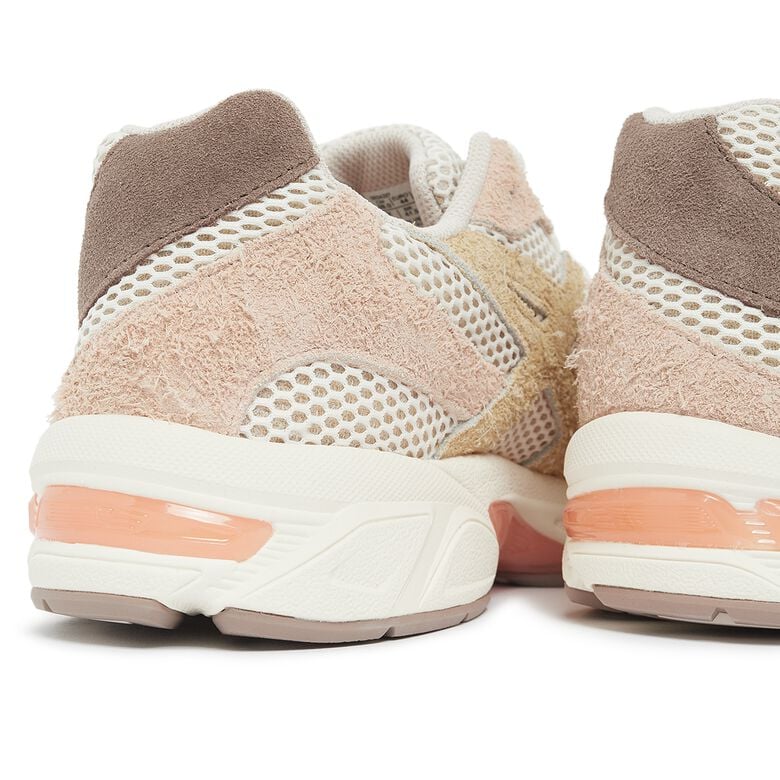 Asics Sportstyle Gel-1130 “Hairy Suede Pack” birch/sand