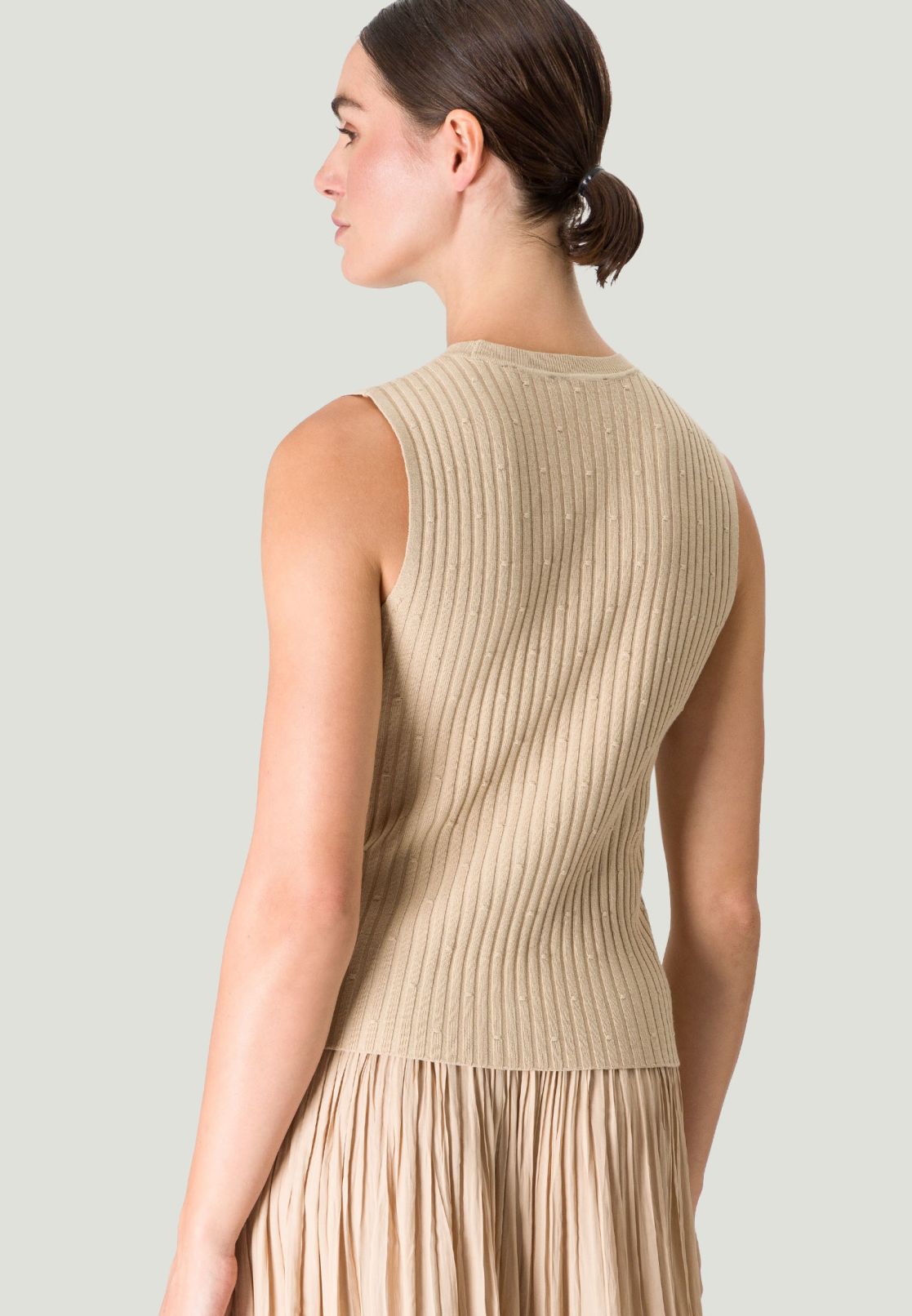Stricktop mit Rundauschnitt