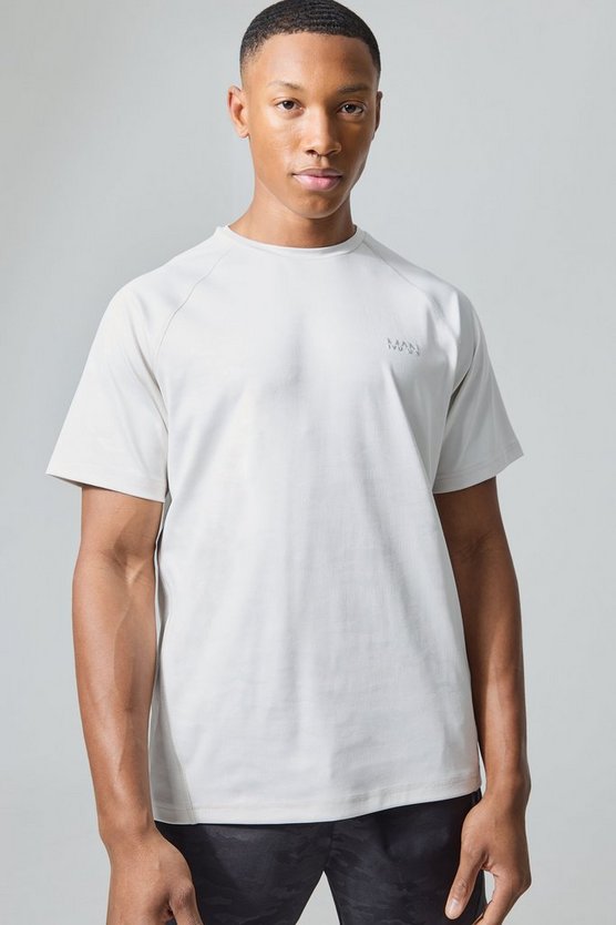 Man Active Camouflage Raglan T-Shirt
