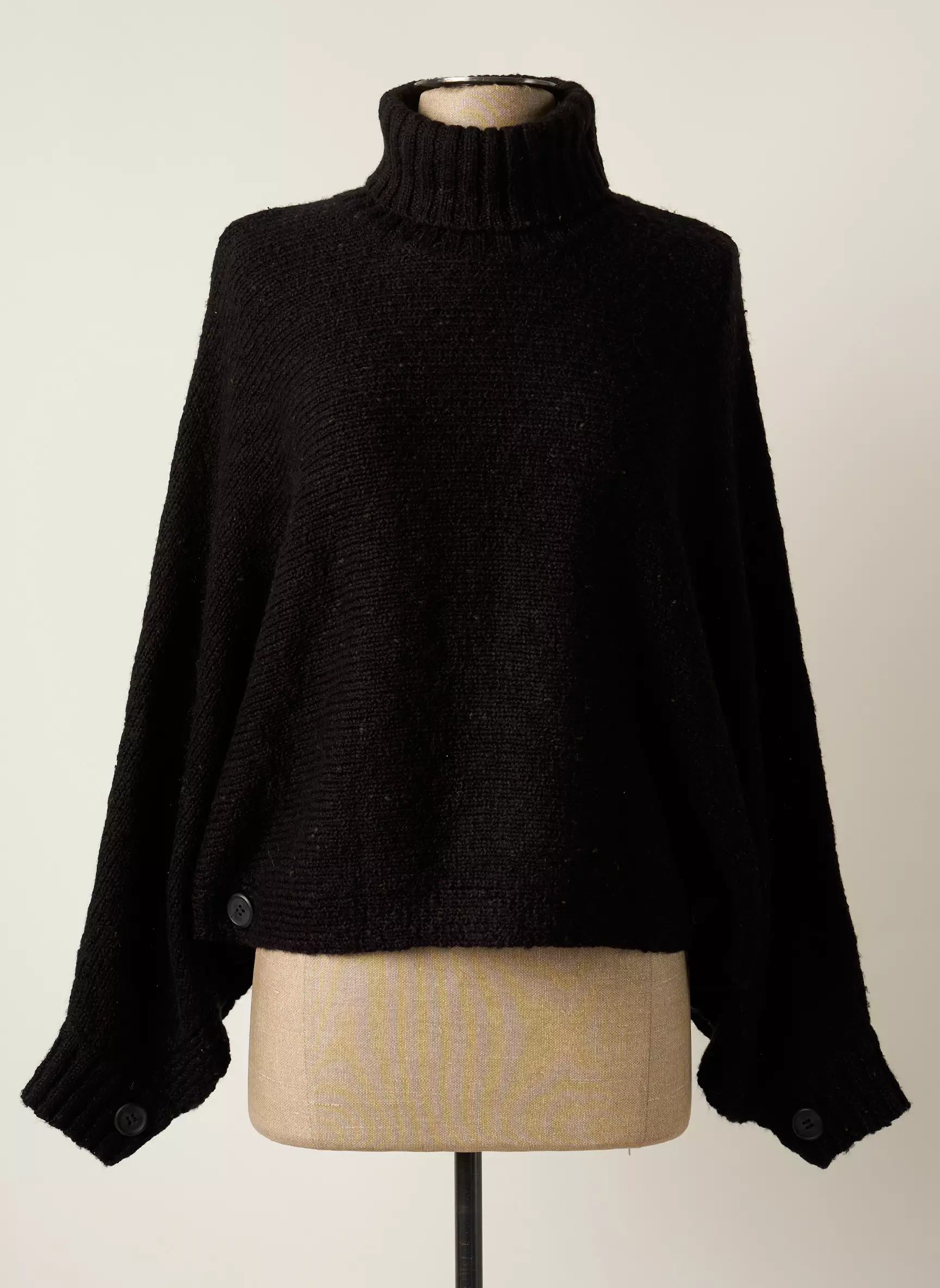 Cream Cols Roules Femme couleur noir