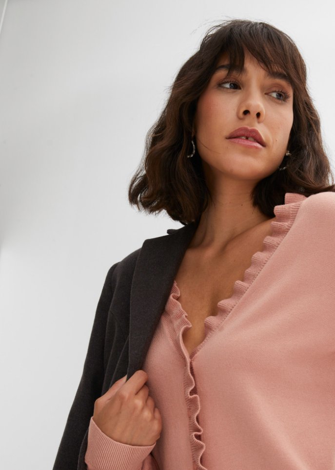 Strickjacke mit Rüschenkragen