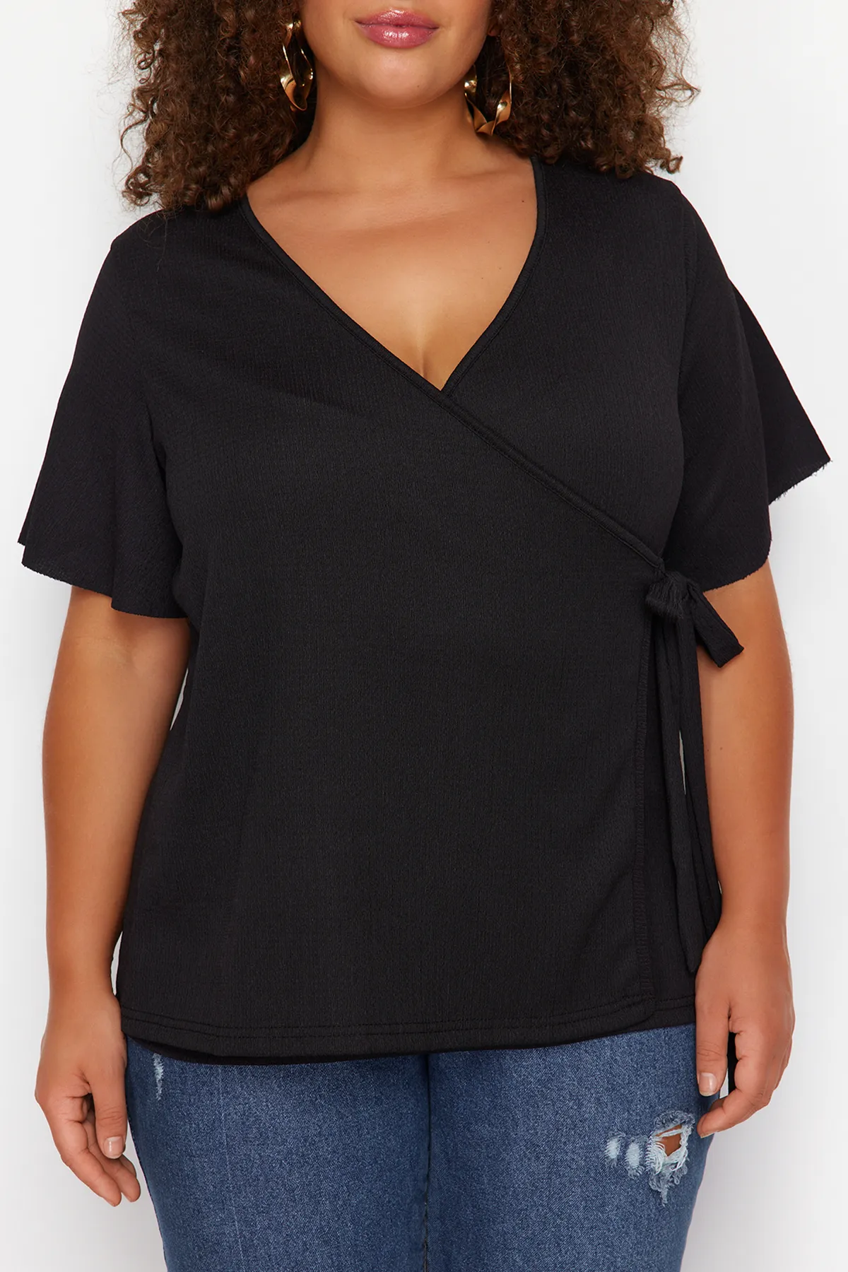 Trendyol Curve  Schwarze zweireihige Strickbluse mit Bindedetail TBSSS23AH00126
