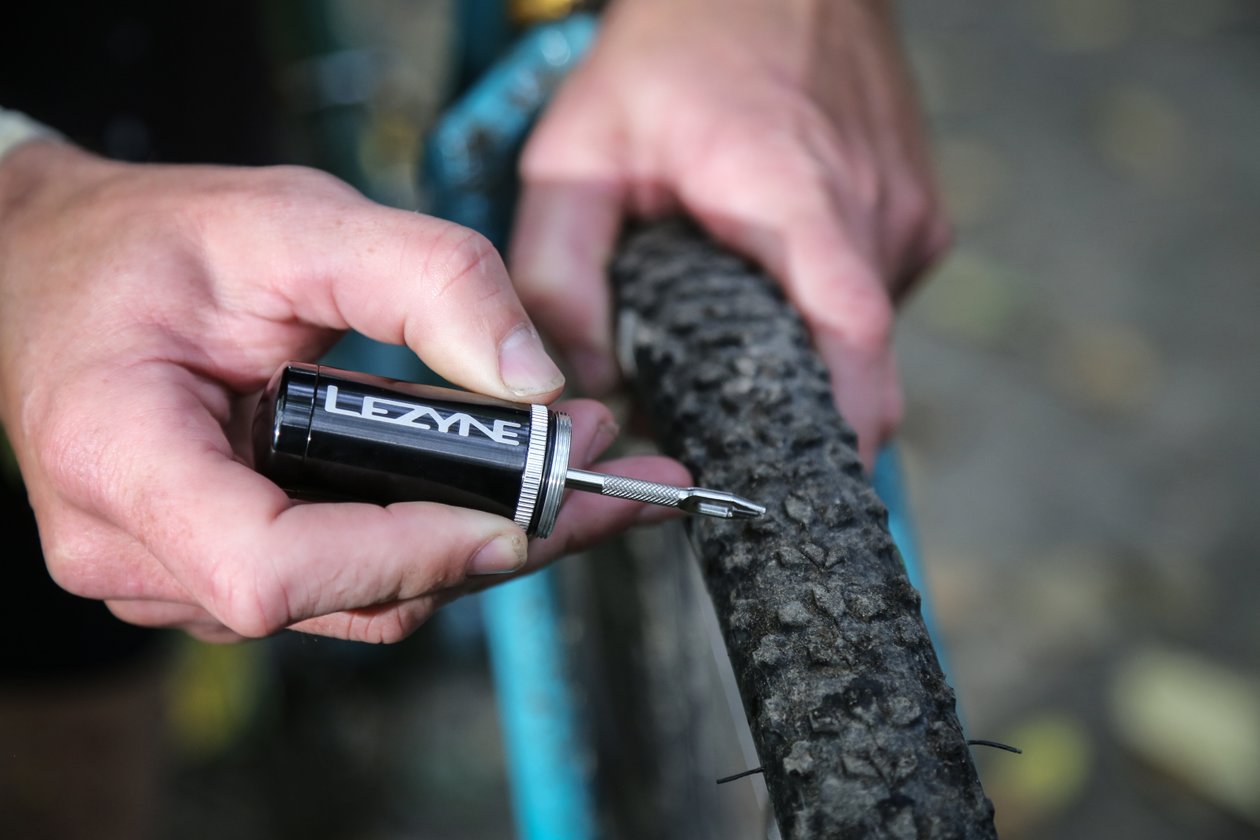 Lezyne Tubeless Kit zur Reifen Reparatur