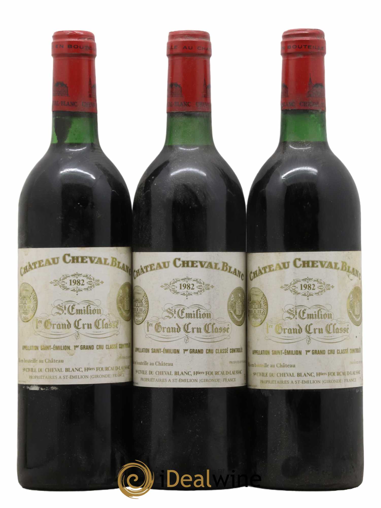 Château Cheval Blanc 1er Grand Cru Classé A  1982 - Lot de 3 Bouteilles