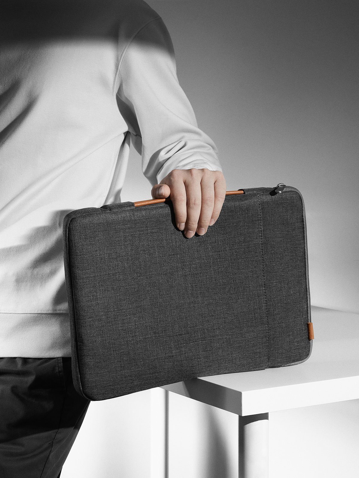 Inateck Laptop-Hülle 360° Rundumschutz für 13-14 Zoll MacBook Air/Pro M3 M2 M1