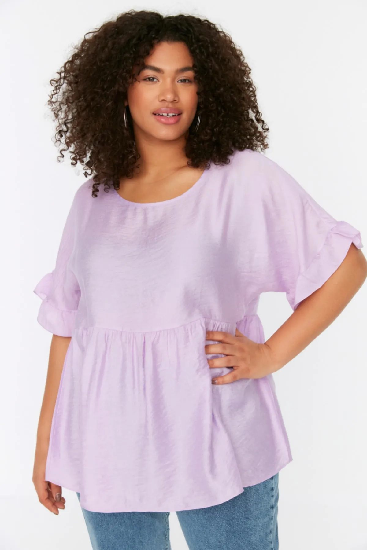 Trendyol Curve  Fliederfarbene gewebte Volantbluse TBBSS22AF0002
