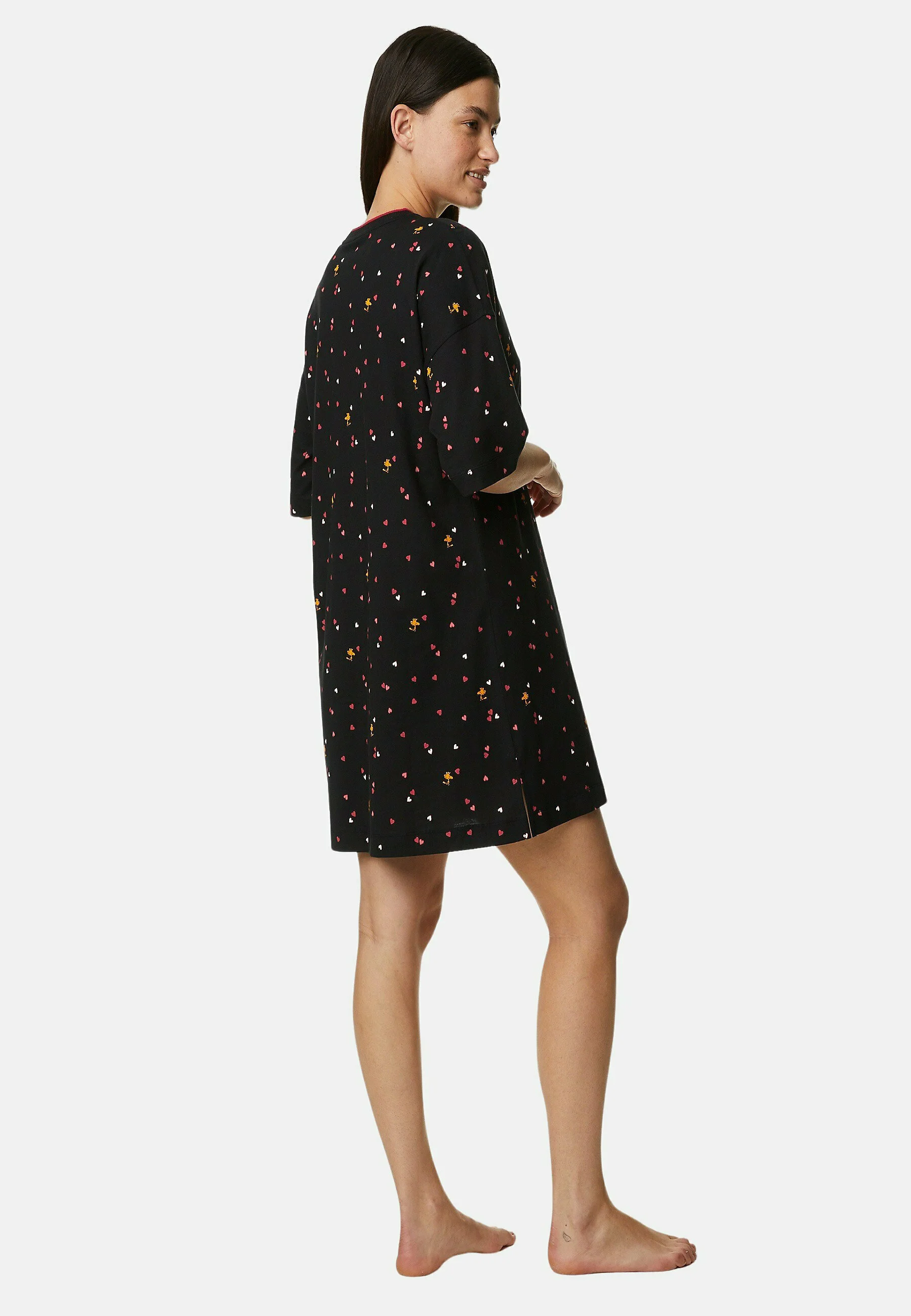 Camisón con estampado de corazones de SNOOPY™ de Marks & Spencer