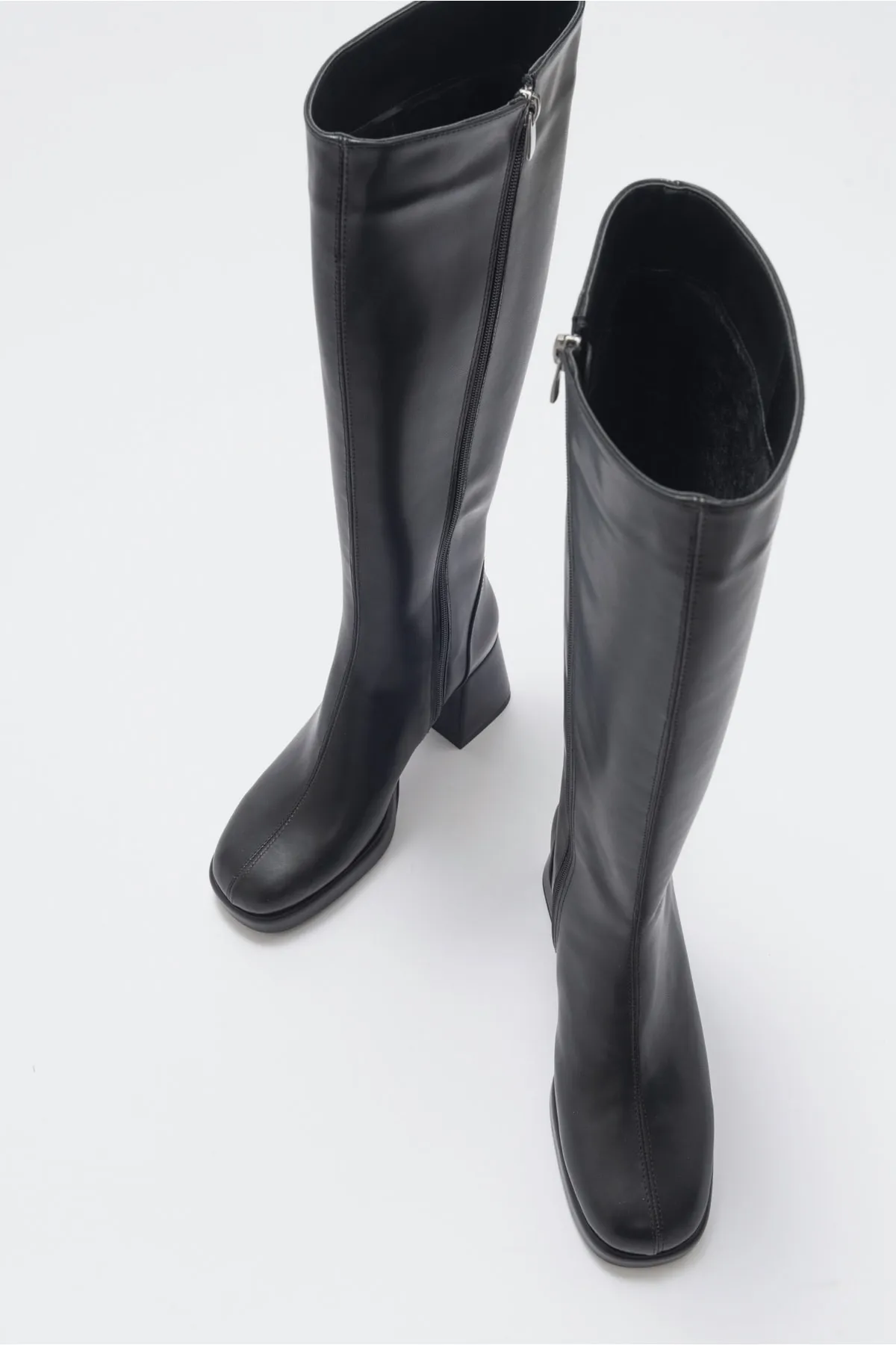 LuviShoes  Noote Black Skin Damenstiefel